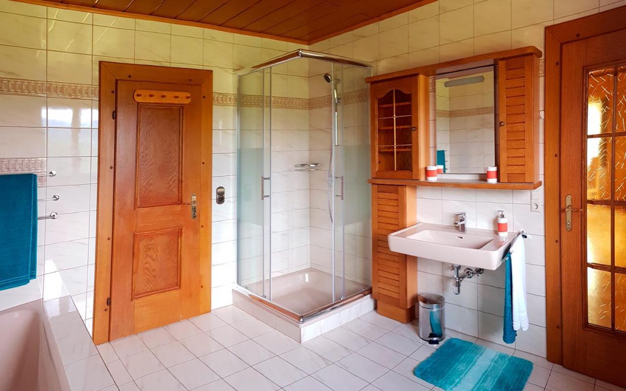 Bungalow & Apartments "Am Deber" Velden - Augsdorf فيلدين ام ورثرسي المظهر الخارجي الصورة